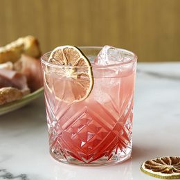 Italicus (liqueur à la bergamote), Perrier, purée de pamplemousse, sirop d'hibiscus, concentré de citron vert et de gingembre, 14 cl