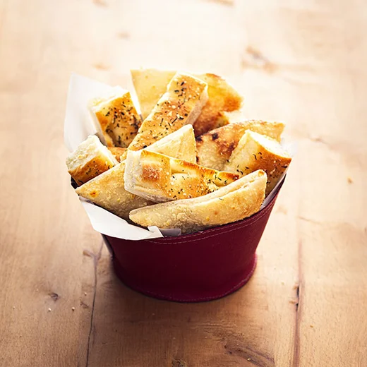 Pain Del Arte et pain focaccia  (recette végétarienne) Pain Del Arte et pain focaccia  (recette végétarienne)