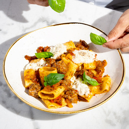 Paccheri salsiccia Paccheri salsiccia