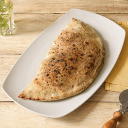 Calzone Formaggiosa Calzone Formaggiosa
